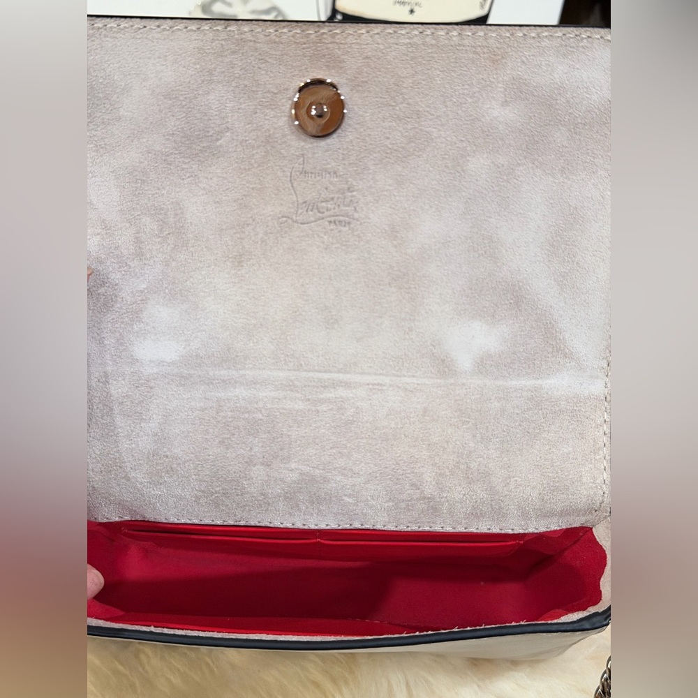 🔥 CHRISTIAN LOUBOUTIN PALOMA STUDDED SHOULDER BAG - Picture 3 of 12